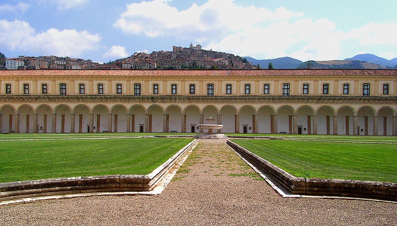 800px-Certosa_di_Padula_XVI_secolo_-_1723
